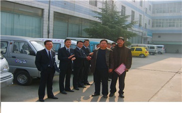 襄垣尹老板與鄭州超前漆共創(chuàng)輝煌！